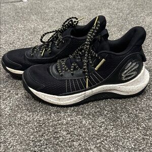 STEPH CURRY Under Armour Black and Gold Sneakers